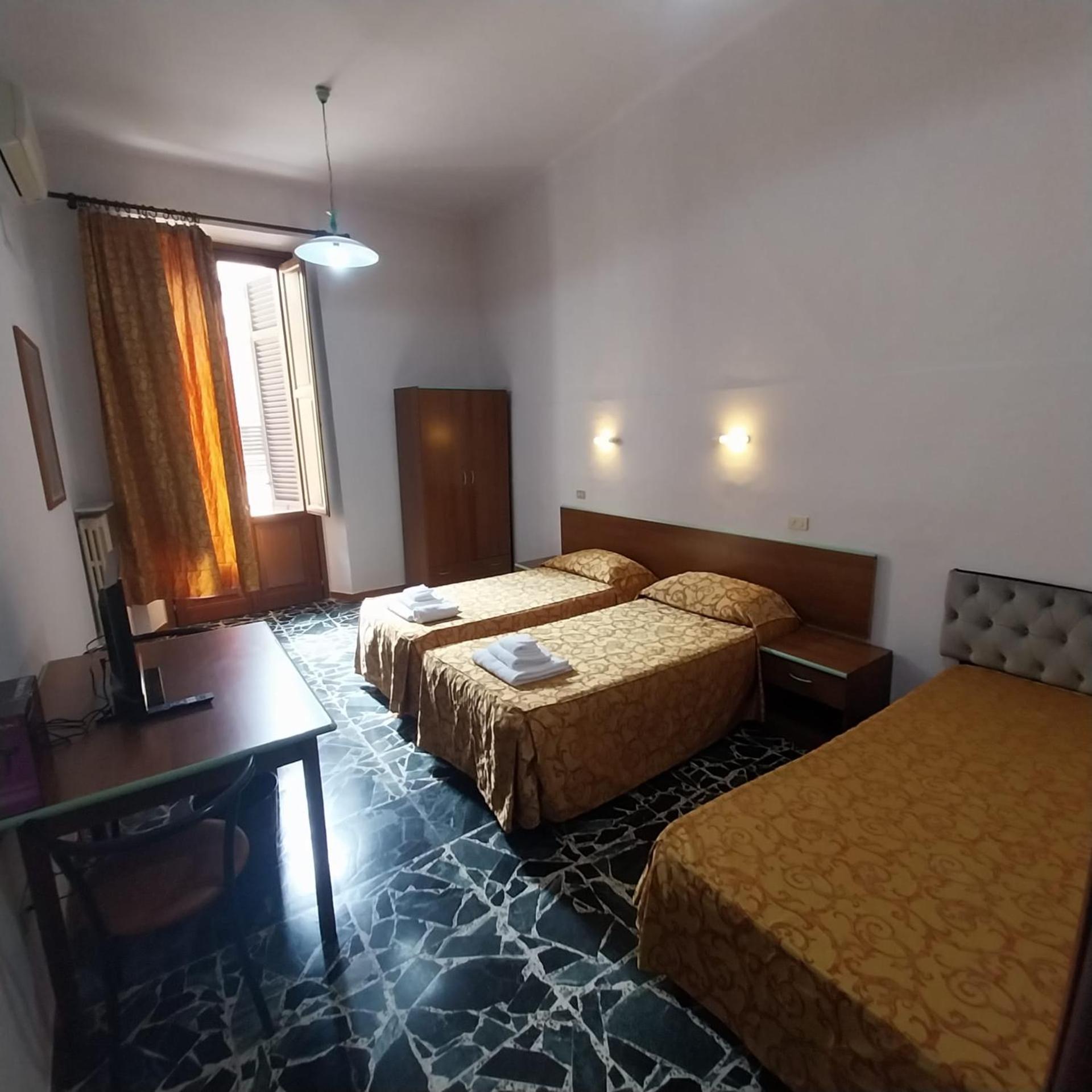 Montreal Hotel Florença